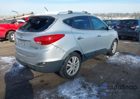 2013 Hyundai Tucson Limited z USA, uszkodzony, nr VIN KM8JUCAC7DU672263
